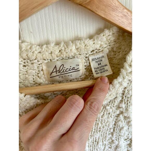 Vintage Women's Short Sleeve Chunky Cable Knit Sweater Size Medium - Picture 4 of 6